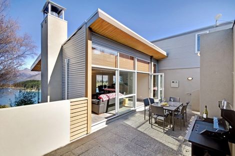 Photo of property in 7 Earnslaw Terrace, Queenstown, 9300