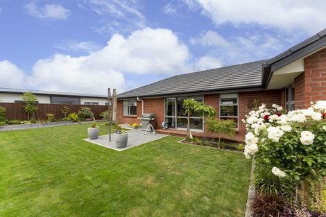 Photo of property in 25 Highgate Drive, Rangiora, 7400