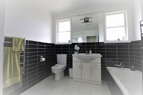 Photo of property in 264 Somme Parade, Aramoho, Whanganui, 4500