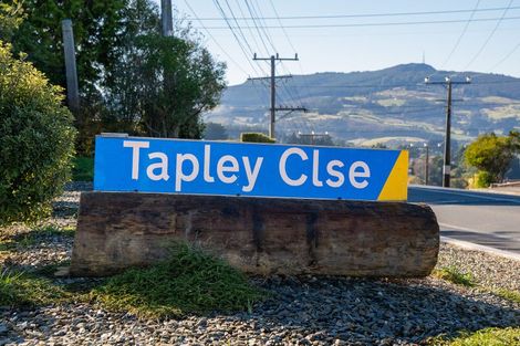 Photo of property in 22 Tapley Close, Halfway Bush, Dunedin, 9010