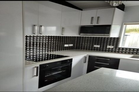 Photo of property in 57c Kamara Road, Glen Eden, Auckland, 0602