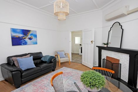 Photo of property in 17 Trafalgar Street, Saint Kilda, Dunedin, 9012