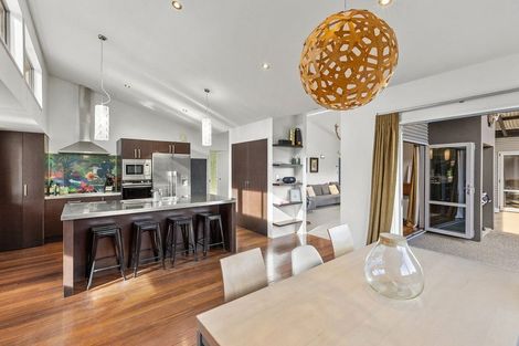 Photo of property in 16 Allenby Place, Wanaka, 9305