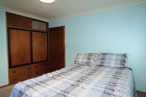 Photo of property in 17 Henley Street, Westport, 7825