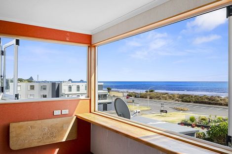 Photo of property in 5 Nobs Line, Strandon, New Plymouth, 4312