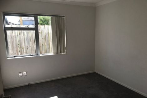 Photo of property in 10 Bushpark Place, Flat Bush, Auckland, 2016