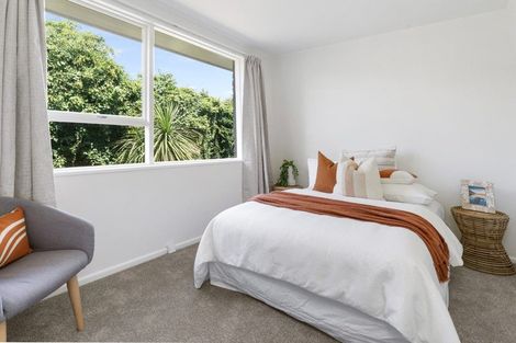 Photo of property in 22 Besant Place, Avondale, Christchurch, 8061