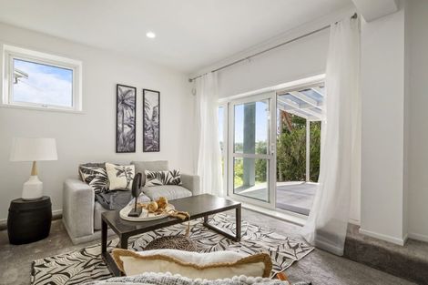 Photo of property in 6 Catrina Avenue, Birkenhead, Auckland, 0626