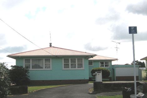 Photo of property in 10 Hugh Brown Drive, New Lynn, Auckland, 0600