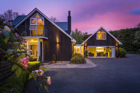 Photo of property in 212 Polson Hill Drive, Aokautere, Palmerston North, 4471