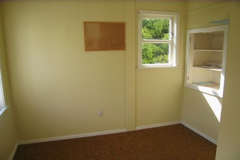 Photo of property in 19 Myrtle Crescent, Mount Cook, Wellington, 6021