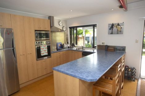Photo of property in 503a Ocean Road, Whangamata, 3620