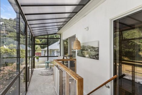 Photo of property in 137 Houghton Bay Road, Houghton Bay, Wellington, 6023