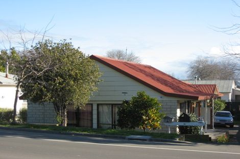 Photo of property in 2/8 Duart Road, Havelock North, 4130