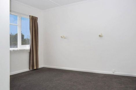 Photo of property in 34 Shamrock Street, Takaro, Palmerston North, 4412