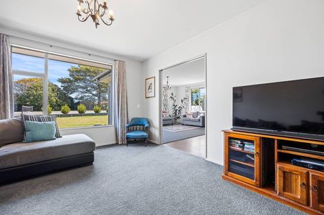 Photo of property in 54 Steadman Road, Broomfield, Christchurch, 8042
