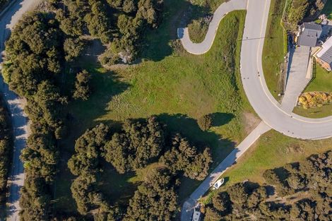 Photo of property in 7 Highfield Ridge, Wanaka, 9305