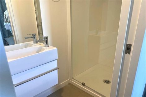 Photo of property in 15/2u Stone Street, Miramar, Wellington, 6022