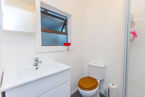 Photo of property in 9 Manuka Street, Castlecliff, Whanganui, 4501