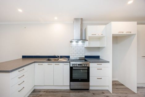 Photo of property in 8b Sinclair Avenue, Highbury, Palmerston North, 4412