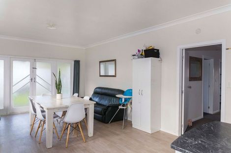 Photo of property in 13 Waterloo Street, Dannevirke, 4930