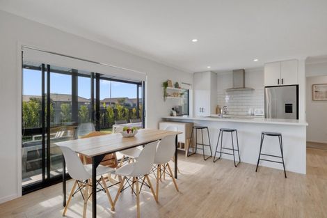 Photo of property in 71 Dunkeld Drive, Papamoa, 3118