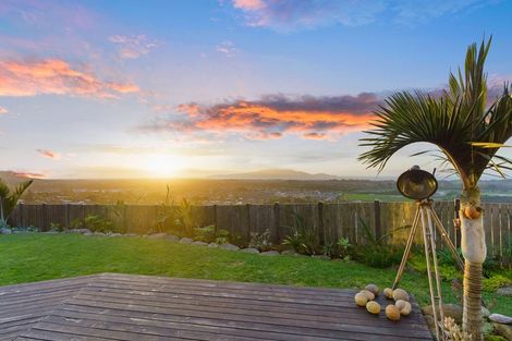 Photo of property in 14 Wilson Way, Waikanae, 5036