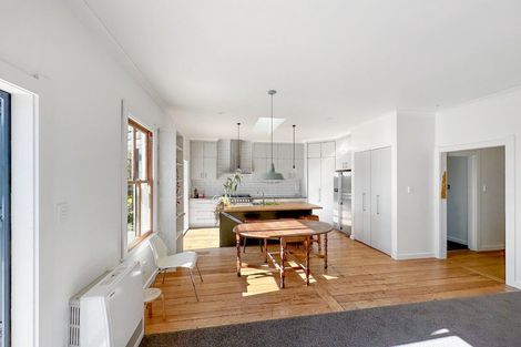 Photo of property in 9 Elizabeth Street, Moera, Lower Hutt, 5010