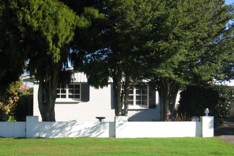 Photo of property in 35 Dalethorpe Avenue, Fairfield, Hamilton, 3214