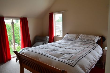 Photo of property in 2/240 Kilmore Street, Christchurch Central, Christchurch, 8011