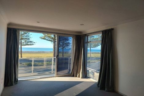 Photo of property in 599b Marine Parade, Napier South, Napier, 4110