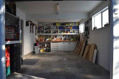 Photo of property in 16 Anaheim Place, Churton Park, Wellington, 6037