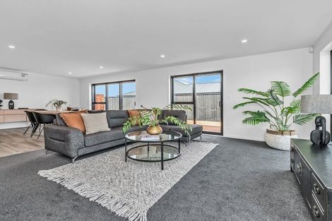 Photo of property in 5 Hawk Close, Rolleston, 7615