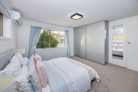 Photo of property in 16 Garthwood Road, Hillcrest, Hamilton, 3216