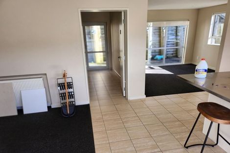 Photo of property in 14a Freeling Street, Island Bay, Wellington, 6023