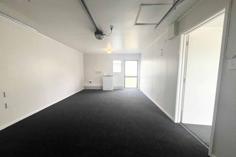 Photo of property in 16 Ebony Place, Massey, Auckland, 0614