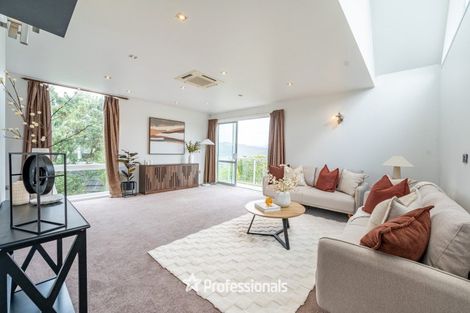 Photo of property in 3 Lone Tree Grove, Kelson, Lower Hutt, 5010