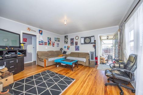 Photo of property in 325 Hazelmere Crescent, Te Awamutu, 3800