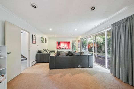 Photo of property in 14 Banks Place, Rangiora, 7400