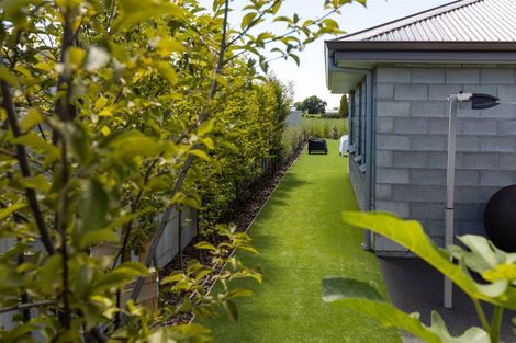 Photo of property in 24 Spencer Place, Springlands, 7201