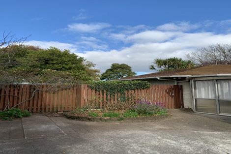 Photo of property in 1 Bambery Court, Palmerston North, 4414