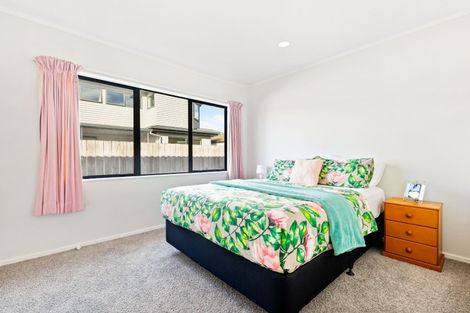 Photo of property in 8 Elizabeth Street, Orewa, 0931