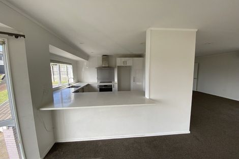 Photo of property in 12 Alice Place, Hillcrest, Auckland, 0627