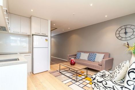 Photo of property in 17 Wakefield Road, Favona, Auckland, 2024