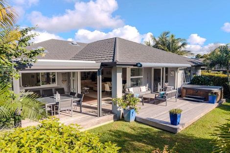 Photo of property in 35 Sarawak Drive, Kerikeri, 0230