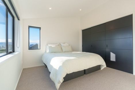 Photo of property in 35 Mount Nicholas Avenue, Wanaka, 9305