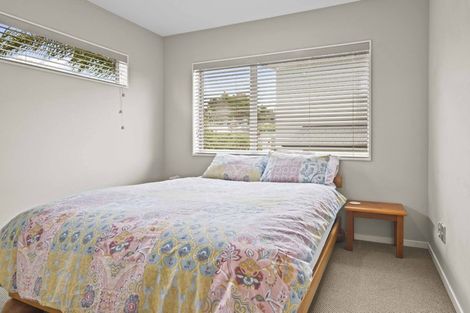 Photo of property in 114 Fairview Avenue, Fairview Heights, Auckland, 0632