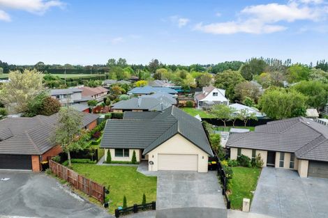 Photo of property in 6 Ambrose Place, Rangiora, 7400