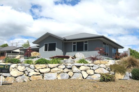 Photo of property in 76 Fergusson Street, Stoke, Nelson, 7011