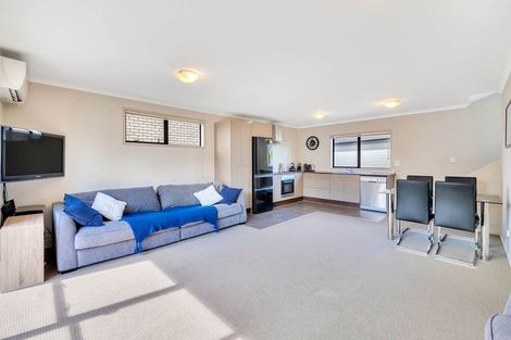 Photo of property in St Claire Village, 35/172 Mcleod Road, Te Atatu South, Auckland, 0610